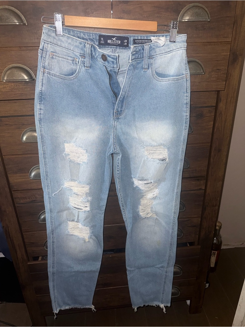 Hollister Light Blue Distressed women’s Jeans